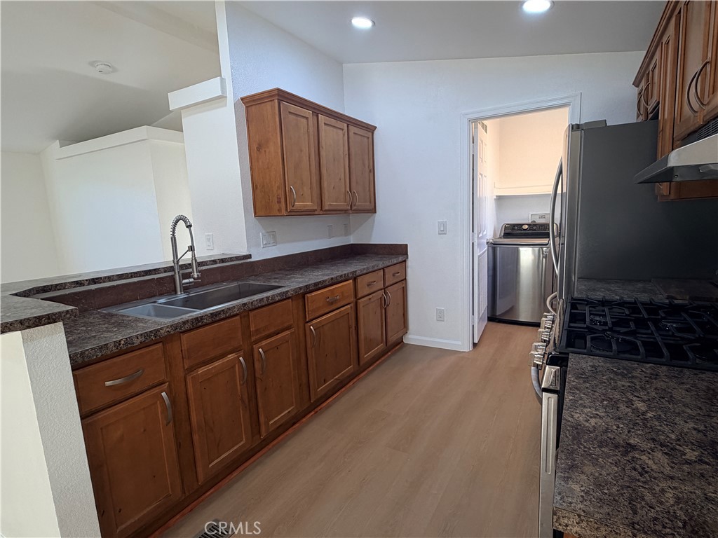 1931 E Meats Avenue 5, Orange CA 92865 - photo 7