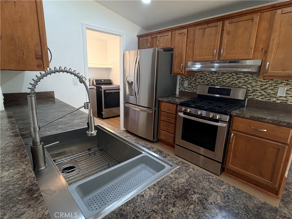 1931 E Meats Avenue 5, Orange CA 92865 - photo 9
