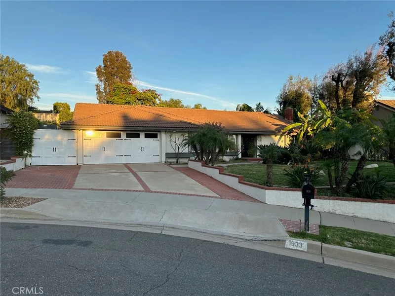 1933 Canyon Park Circle, Orange, CA 92867