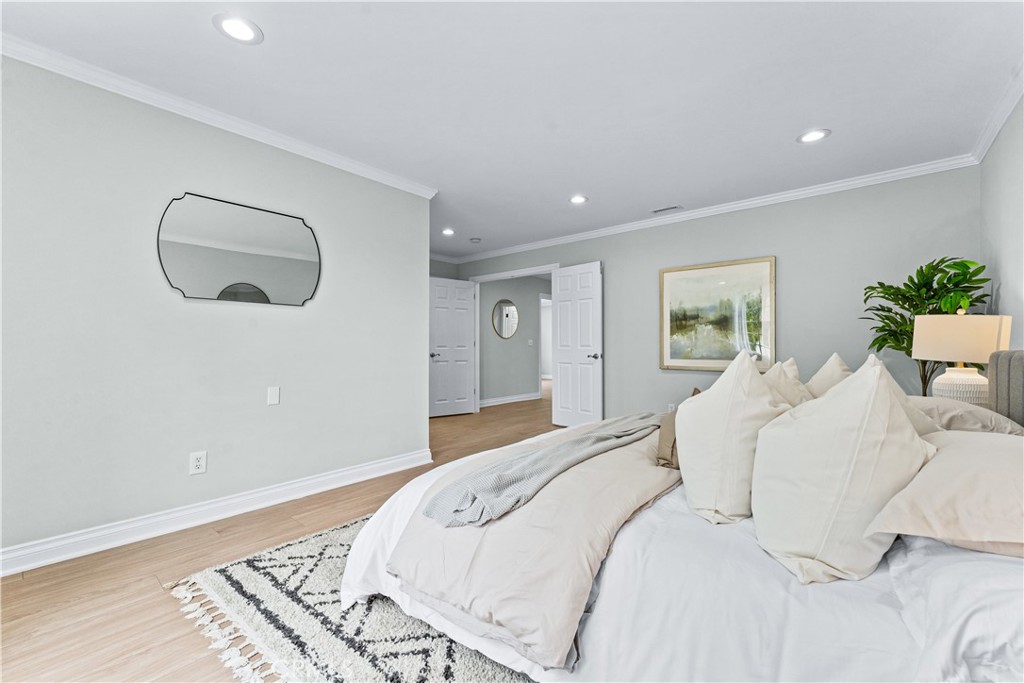 Primary Bedroom w/ En-Suite & Walkin Closet - 1972 N Fern Street, Orange CA 92867 - photo 17