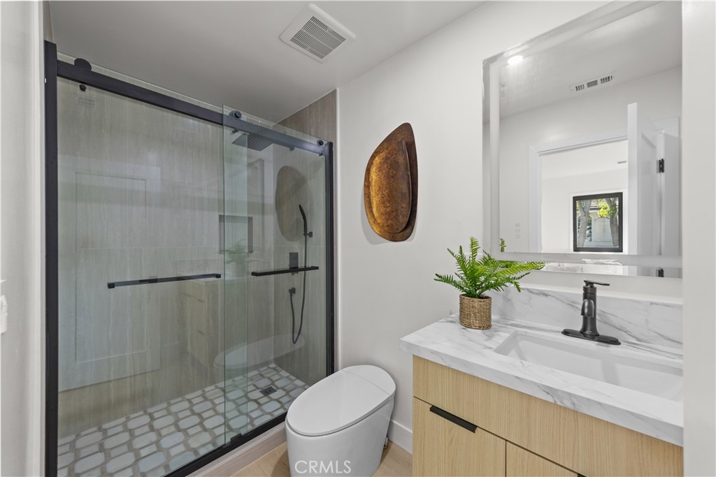 20031 E Chapman, Orange CA 92869 - photo 32