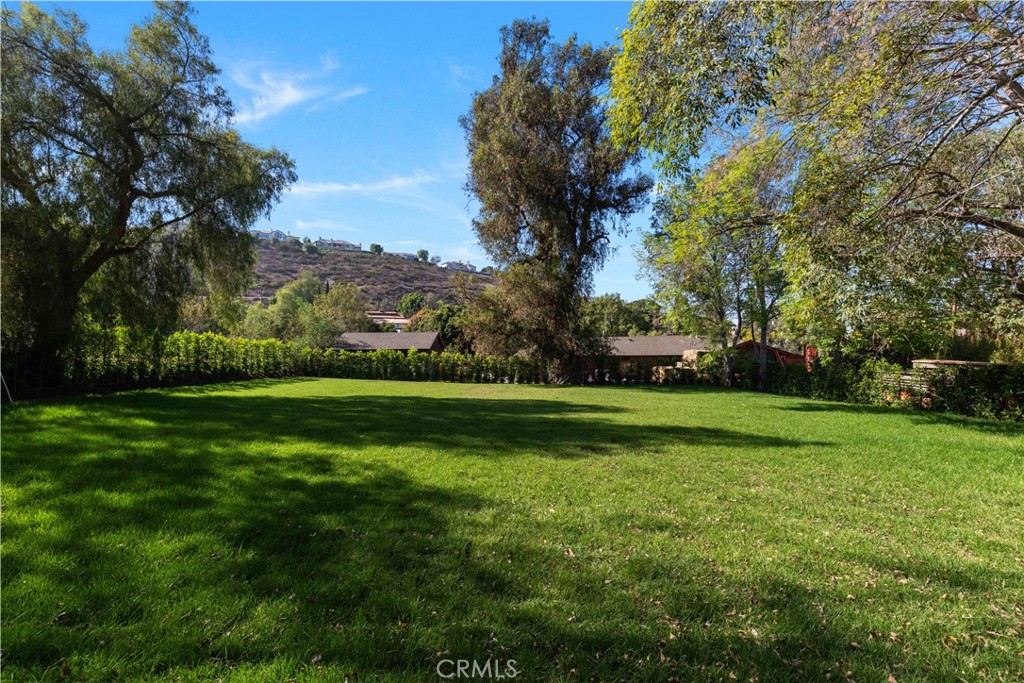 20031 E Chapman, Orange CA 92869 - photo 44