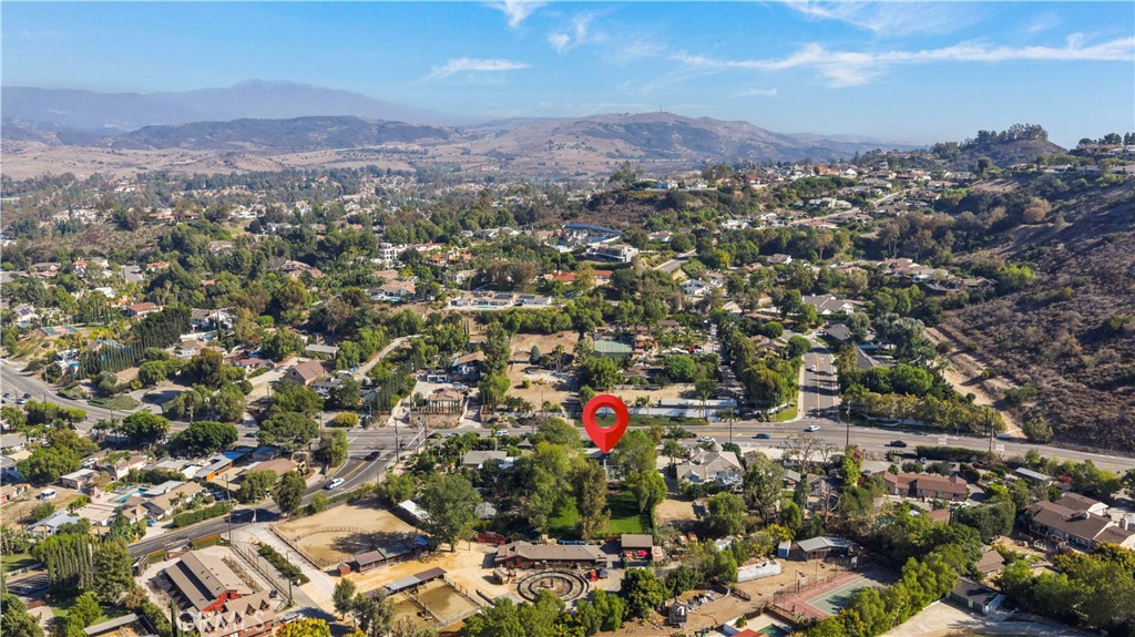 20031 E Chapman, Orange CA 92869 - photo 55