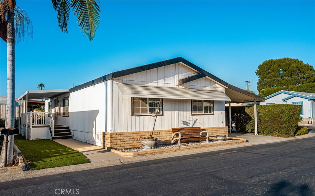 201 Collins Avenue W 47, Orange CA 92867 - photo 3