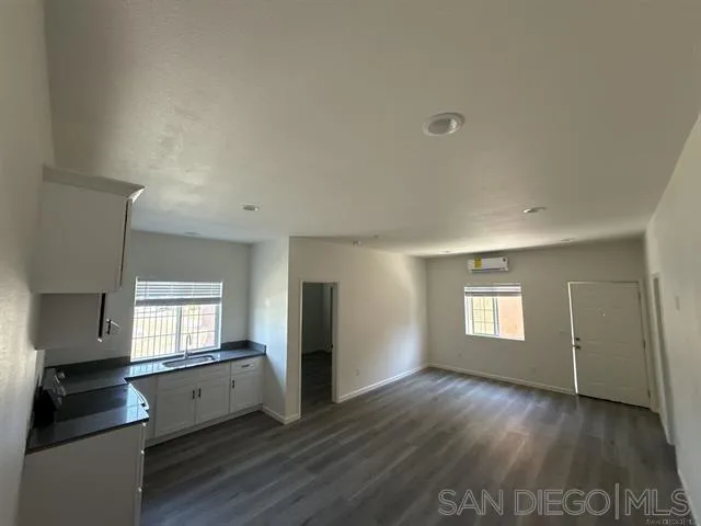2049 E.Palmyra Ave, Orange, CA 92866