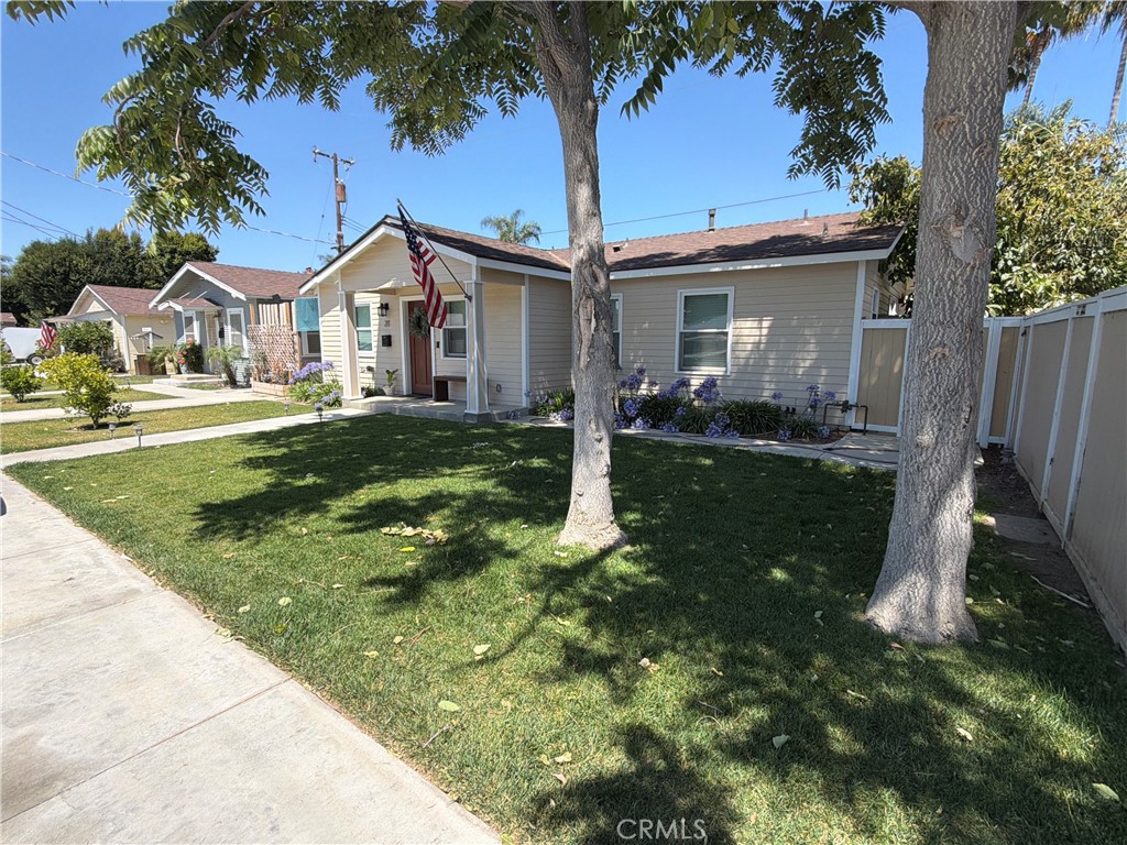 211 N Parker Street, Orange CA 92868 - photo 3
