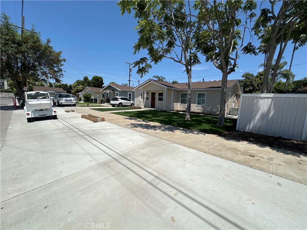 211 N Parker Street, Orange CA 92868 - photo 11