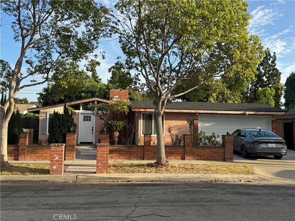 2128 W Larkspur, Orange CA 92868 - photo 1