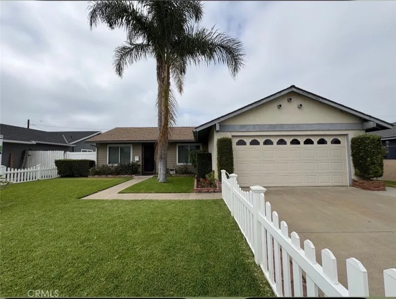 2220 E Hamilton, Orange, CA 92867