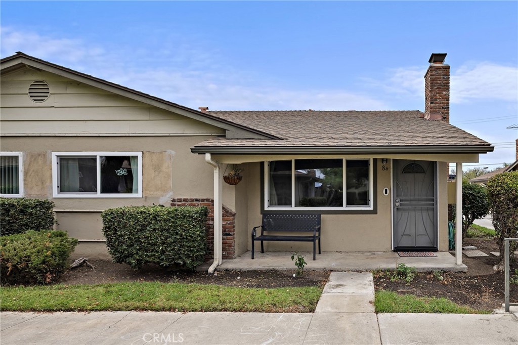 2295 N Tustin Street 84, Orange CA 92865 - photo 1