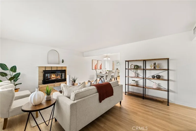 2342 E La Veta, Orange
