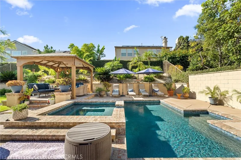 2440 N Highwood Road, Orange, CA 92867