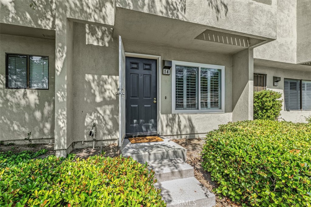 245 N North Singingwood Street 14, Orange CA 92869 - photo 1