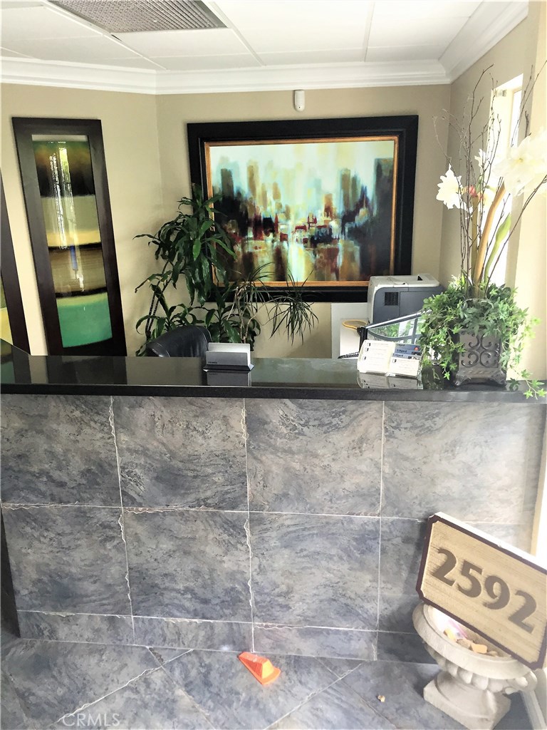 2592 N Santiago Boulevard, Orange CA 92867 - photo 5