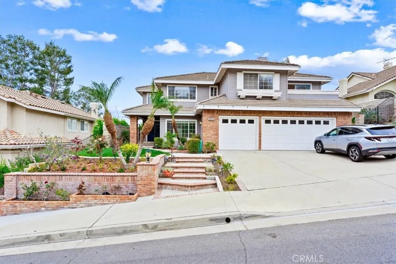2634 N Waterford, Orange, CA 92867