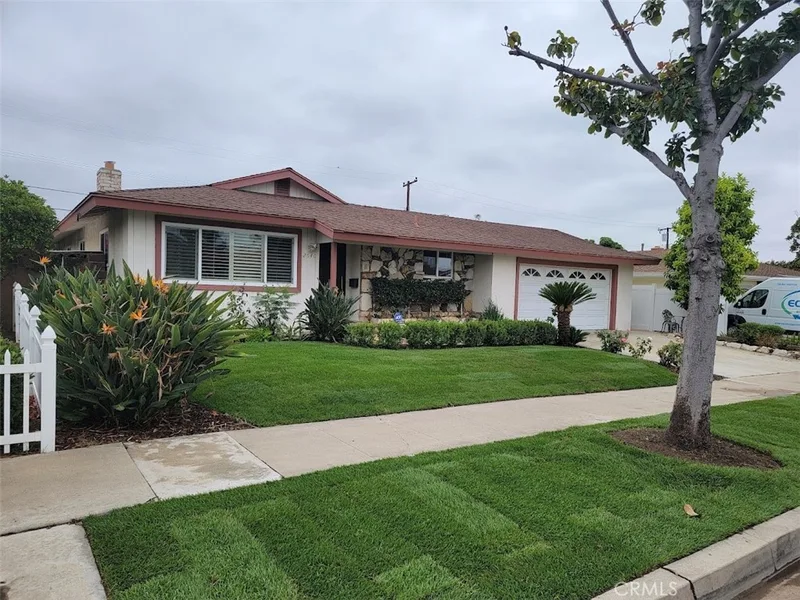 2640 E Coolidge, Orange, CA 92867