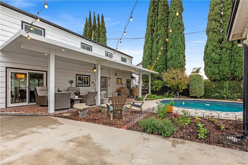 Covered patio - 2647 E Wilson Avenue, Orange CA 92867 - photo 7