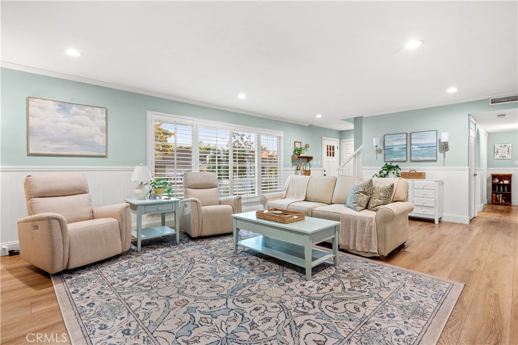 Living Room - 2647 E Wilson Avenue, Orange CA 92867 - photo 14