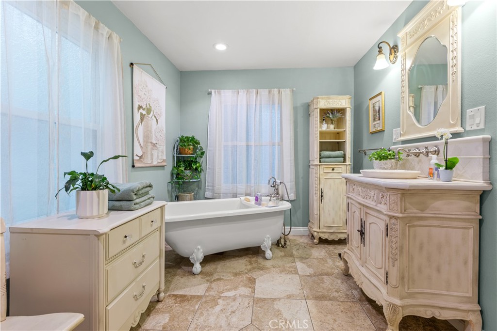 Downstairs bathroom - 2647 E Wilson Avenue, Orange CA 92867 - photo 25