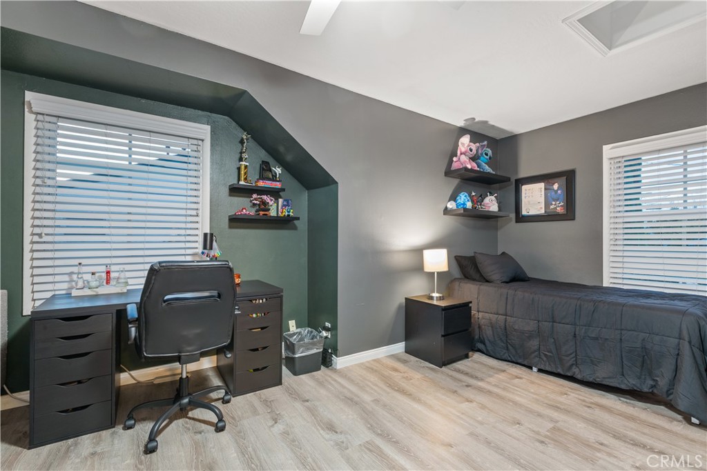 2647 E Wilson Avenue, Orange CA 92867 - photo 35