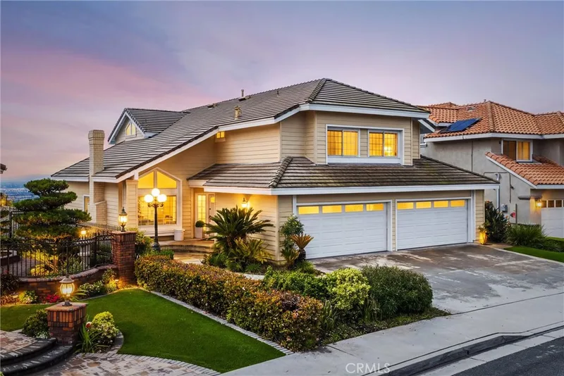 2686 N Meredith, Orange, CA 92867