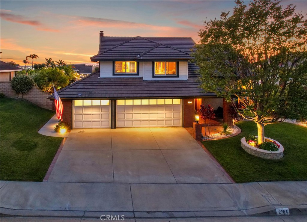 2704 North Vista Heights Avenue, Orange CA 92867 - photo 1