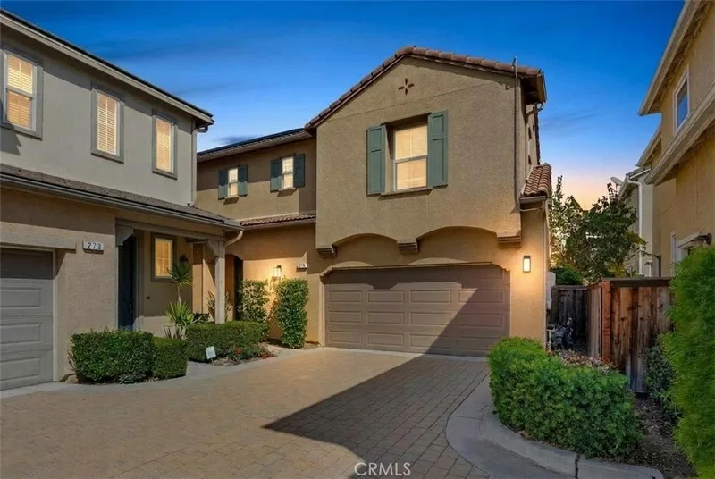 271 W Sparkleberry, Orange, CA 92865