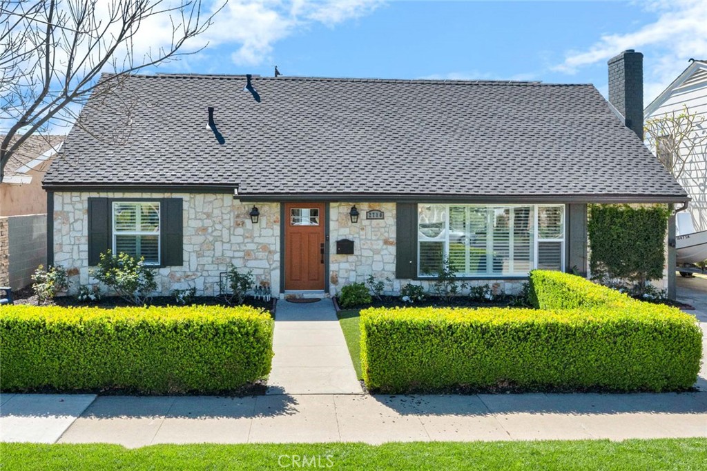 2710 E Adams Avenue, Orange CA 92867 - photo 1