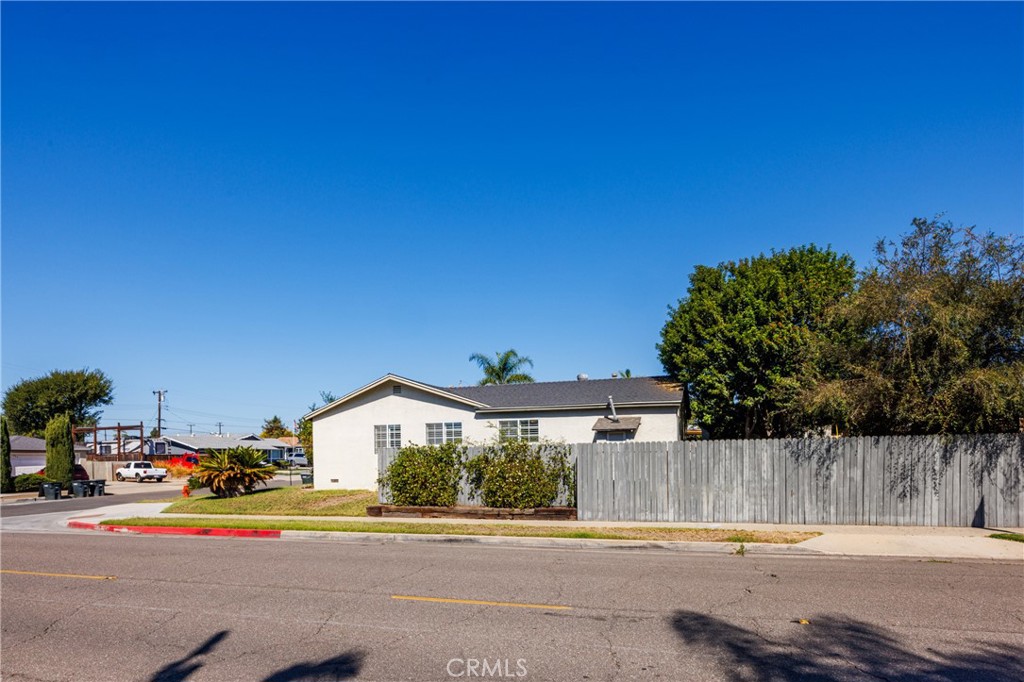 285 S Thomas, Orange CA 92869 - photo 20