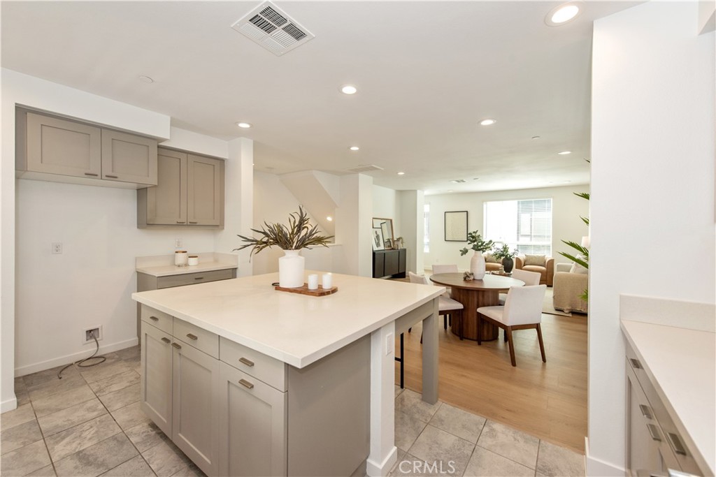 2870 N Glassell Street, Orange CA 92865 - photo 13