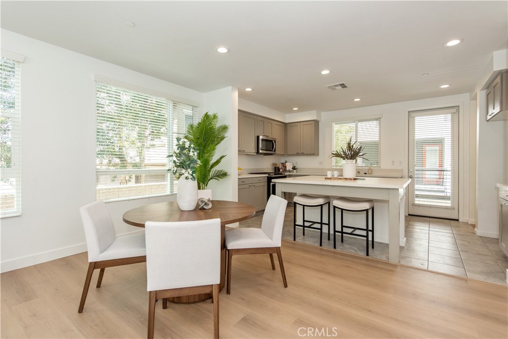 2870 N Glassell Street, Orange CA 92865 - photo 18