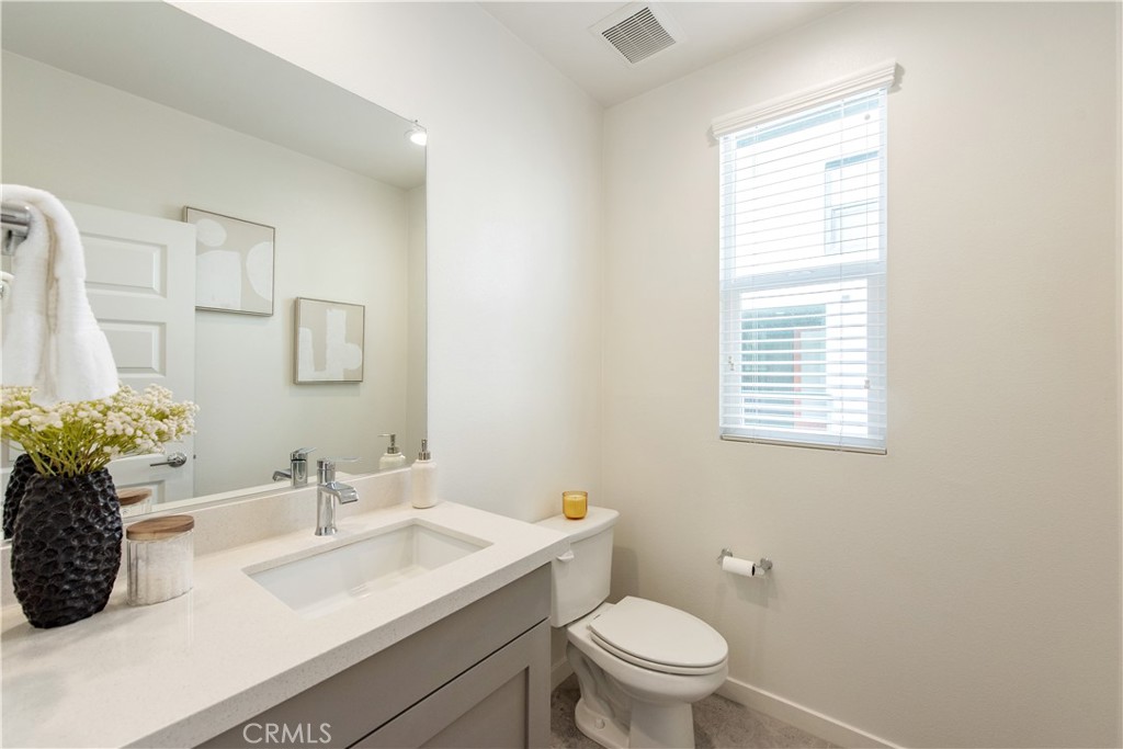 2870 N Glassell Street, Orange CA 92865 - photo 21
