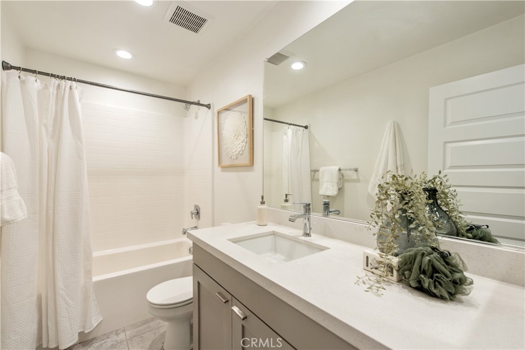 2870 N Glassell Street, Orange CA 92865 - photo 29