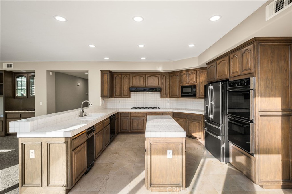 2871 N Roxbury Street, Orange CA 92867 - photo 26