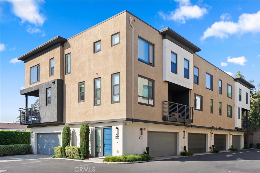 2882 N Glassell, Orange CA 92865 - photo 1
