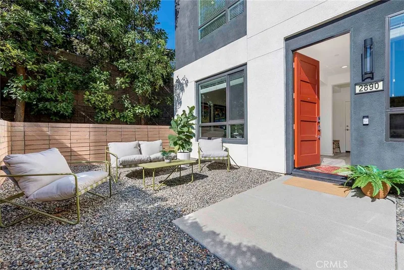 2890 N Glassell Street, Orange, CA 92865