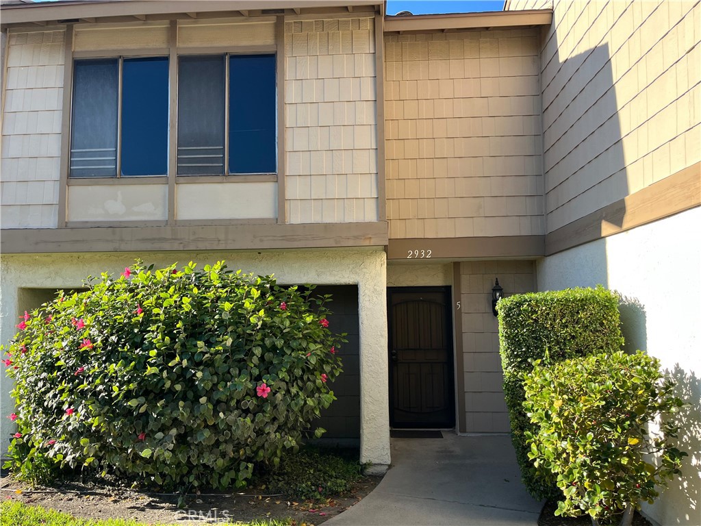 2932 N Cottonwood Street 5, Orange CA 92865 - photo 1