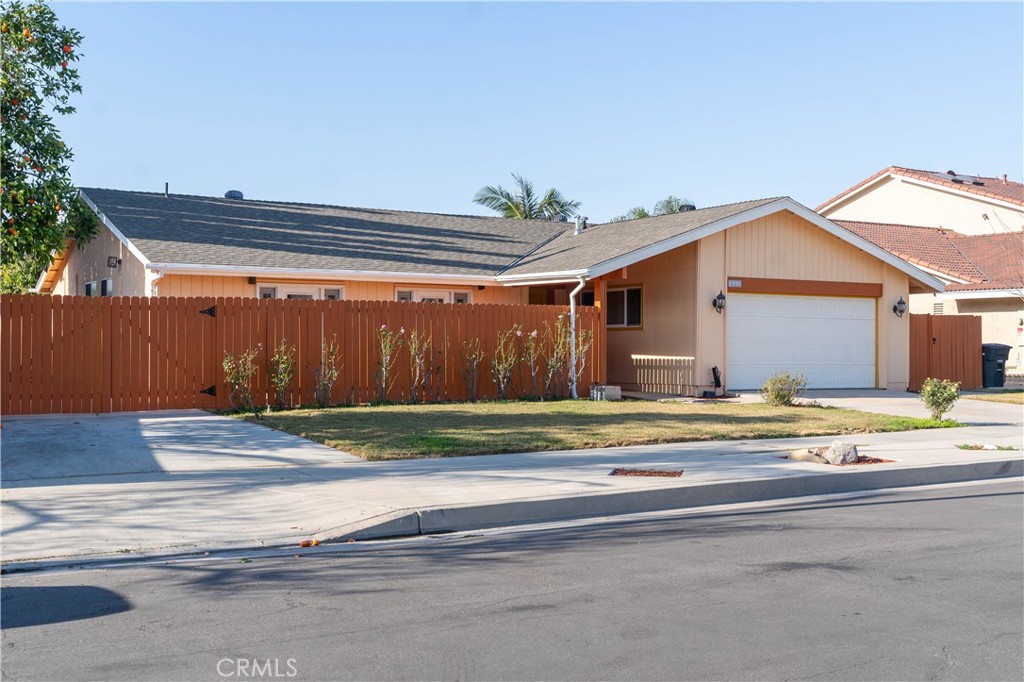 2990 N Rippling Creek, Orange CA 92865 - photo 1