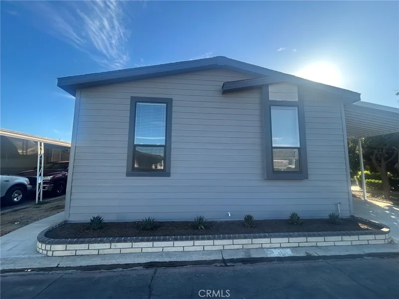300 N Rampart 11, Orange