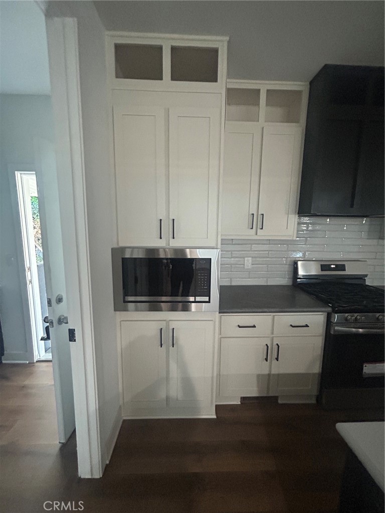 300 N Rampart 11, Orange CA 92868 - photo 8