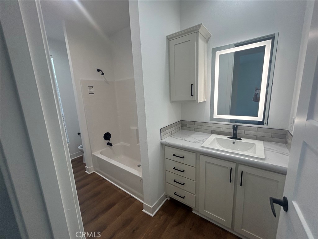 300 N Rampart 11, Orange CA 92868 - photo 19