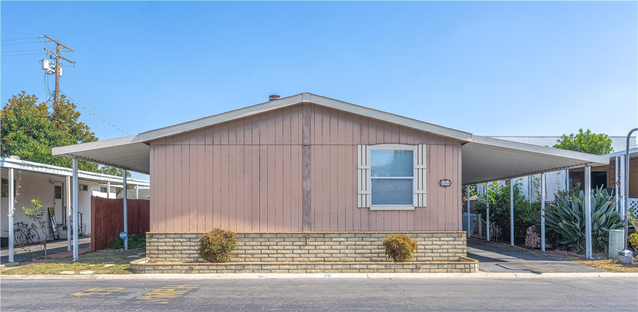 300 N Rampart 26, Orange CA 92868 - photo 4