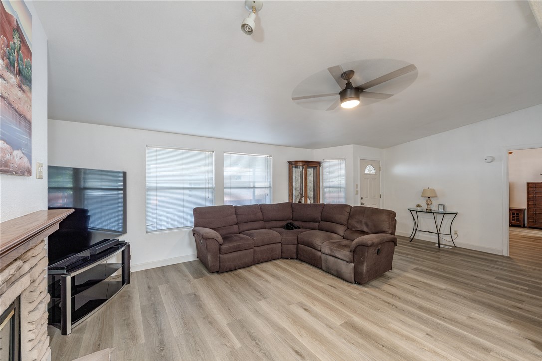 300 N Rampart 26, Orange CA 92868 - photo 10