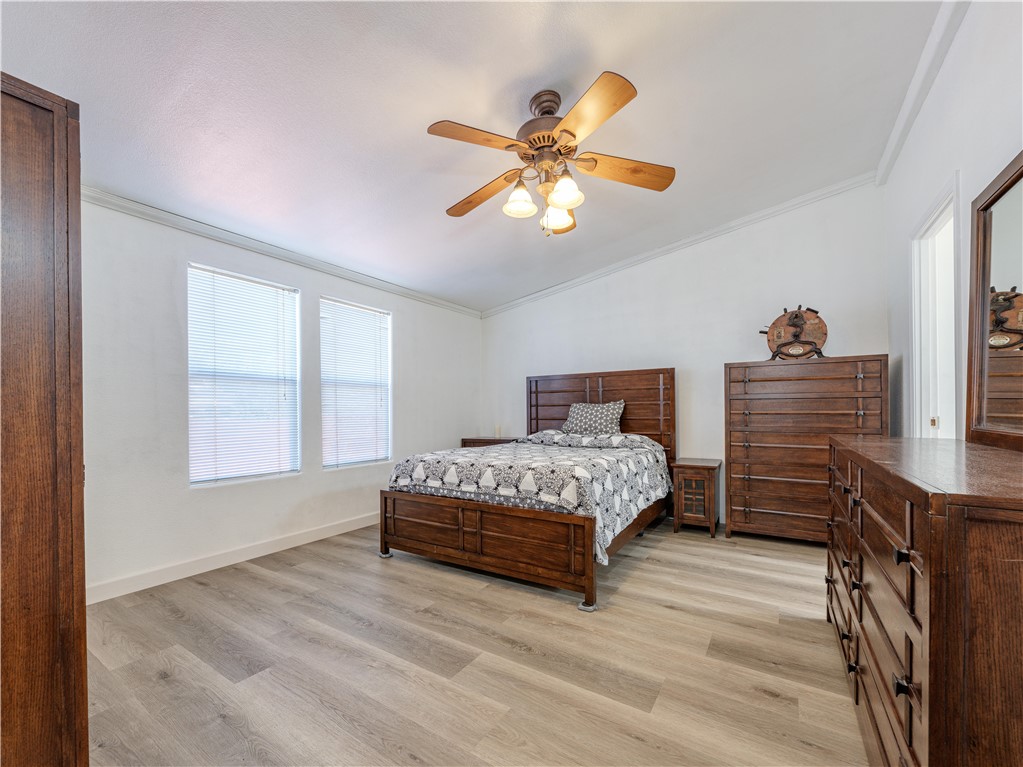 300 N Rampart 26, Orange CA 92868 - photo 17