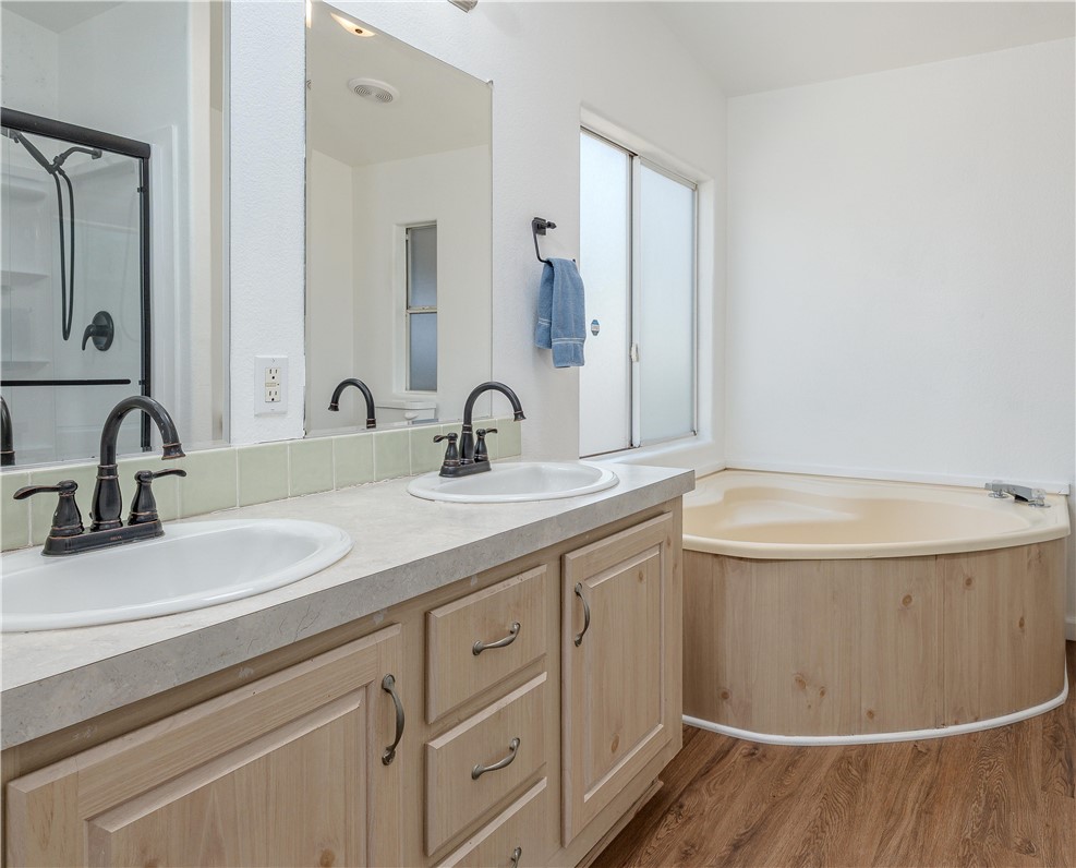 300 N Rampart 26, Orange CA 92868 - photo 23