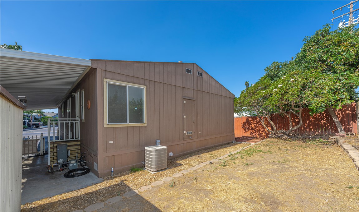 300 N Rampart 26, Orange CA 92868 - photo 35