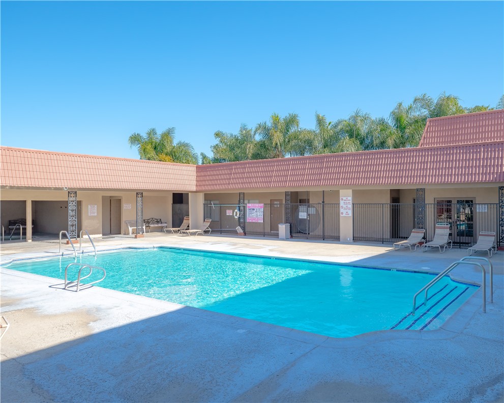 300 N Rampart 26, Orange CA 92868 - photo 38
