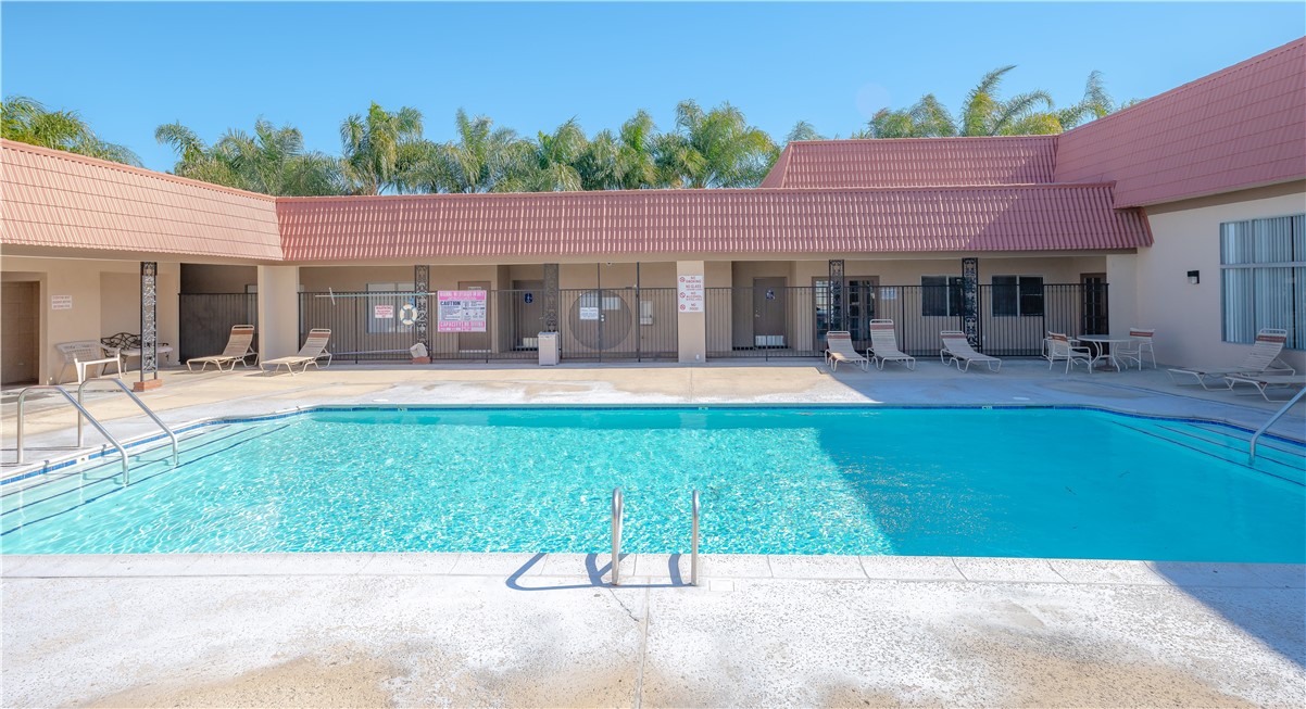 300 N Rampart 26, Orange CA 92868 - photo 39