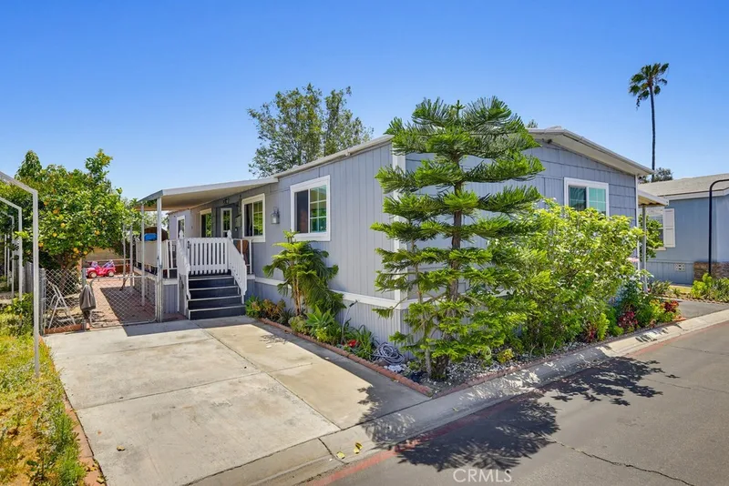 300 N Rampart 50, Orange