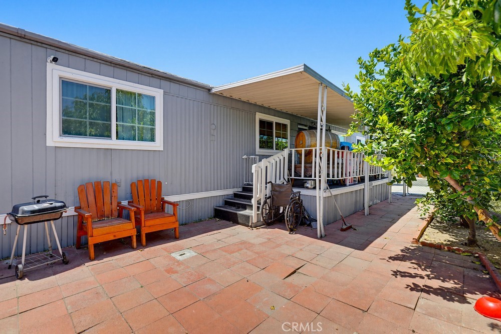 300 N Rampart 50, Orange CA 92868 - photo 32